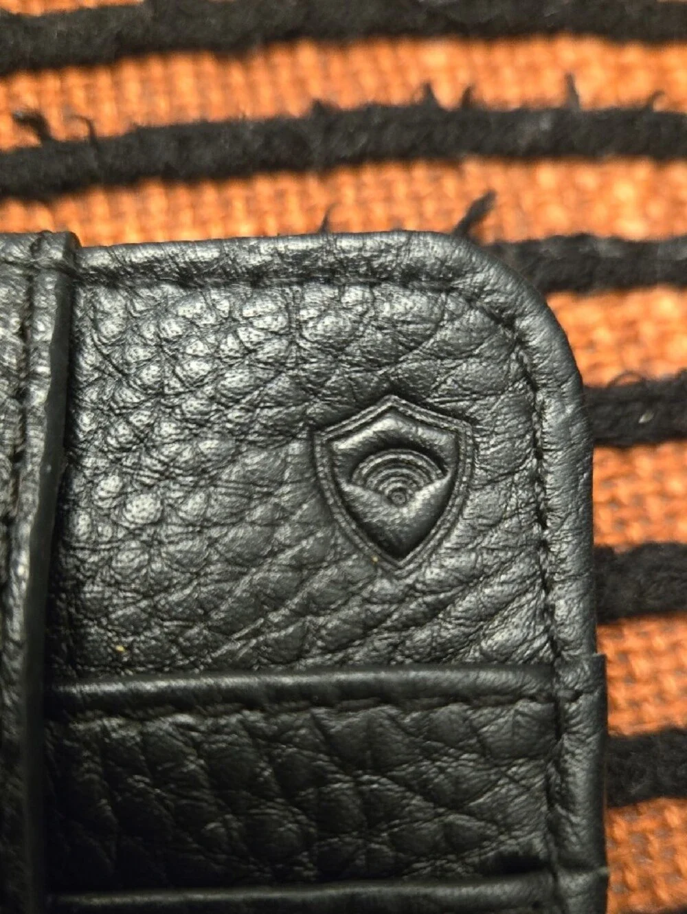 Vera Bradley Black Pebbled Leather RFID Phone Case Wallet 7'x4